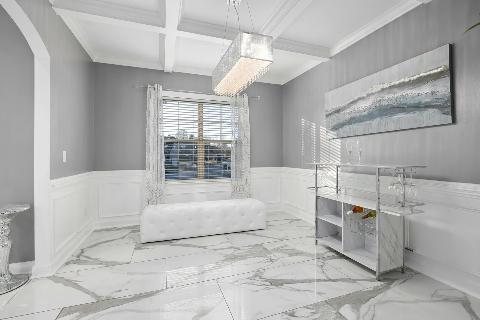 Waffle Ceiling with crown moulding Waffle ceiling with crown moulding